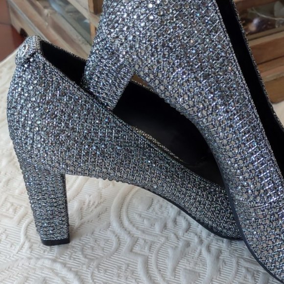 Michael Kors Abbi Flex Pump Glitter Chain Size 8.5M - Picture 9 of 9